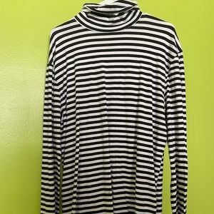 Chnge stripped Long Sleeve turtleneck